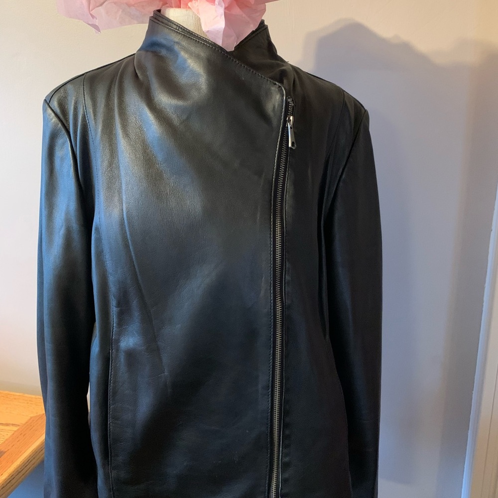 Gorgeous Leather Jacket - image 1